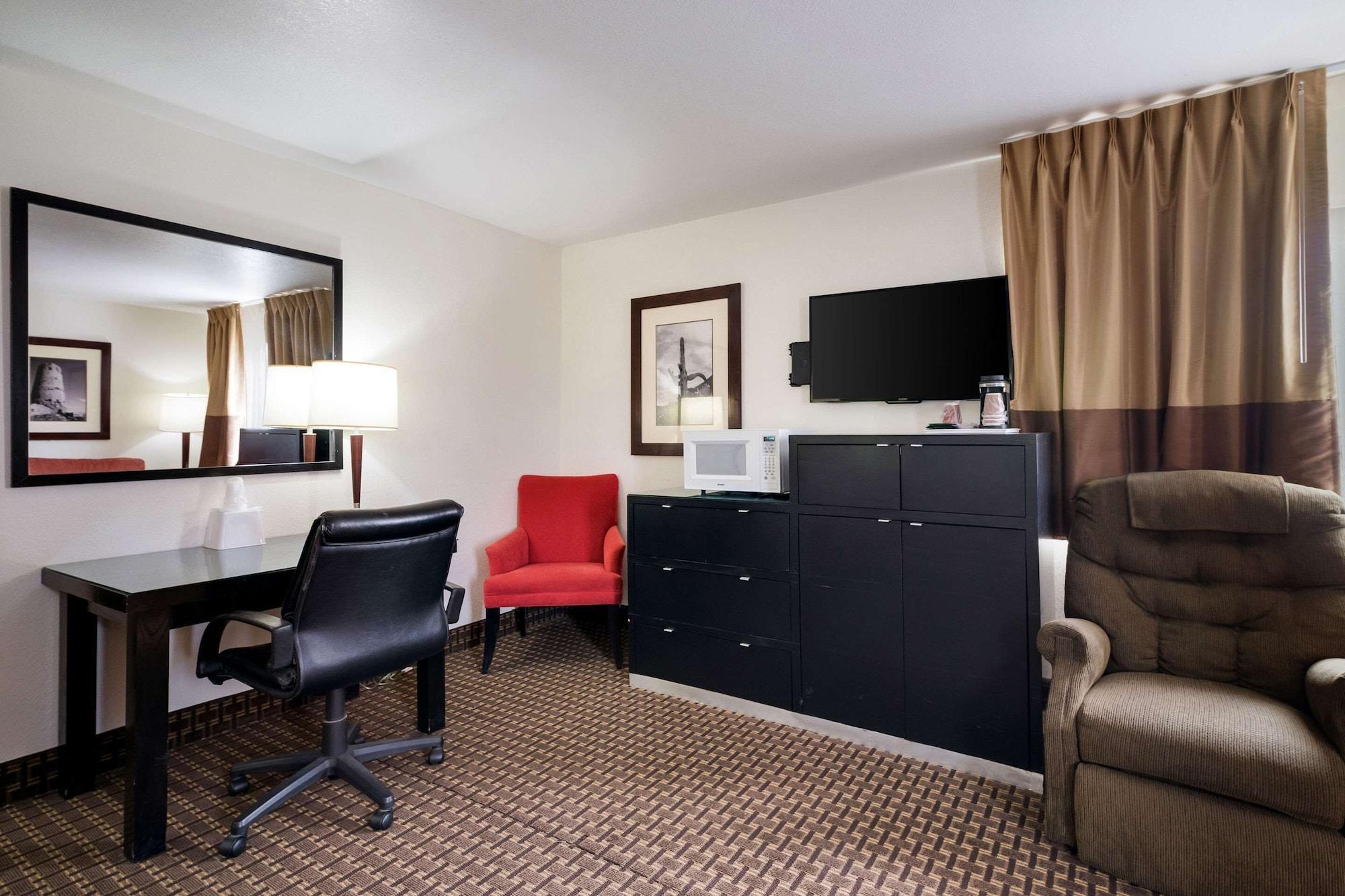 Econo Lodge Inn & Suites Williams - Grand Canyon Area Экстерьер фото